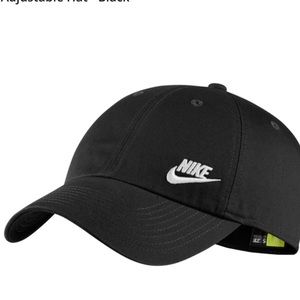 Women’s Nike Heritage 86 Adjustable Black Hat